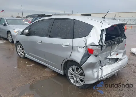 2011 Honda Fit Sport from USA, damaged, VIN JHMGE8G50BC017851